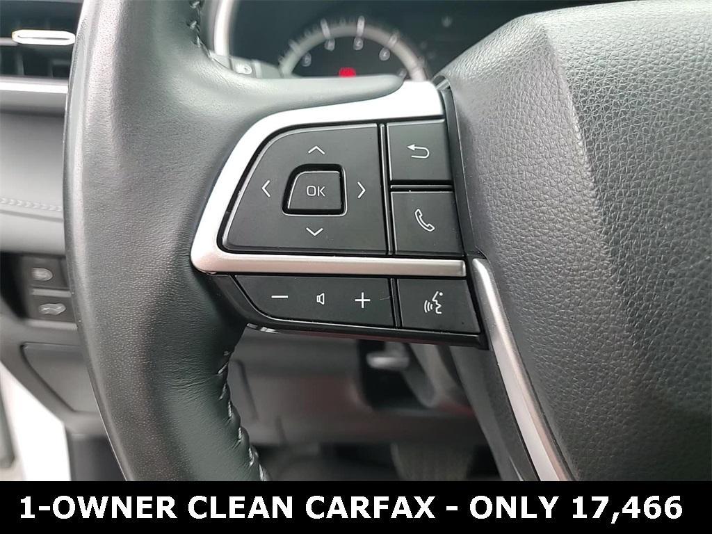 used 2024 Toyota Highlander car, priced at $40,602