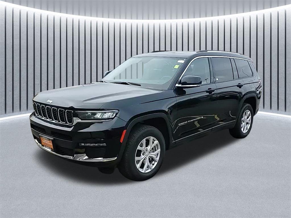 used 2023 Jeep Grand Cherokee L car, priced at $30,655