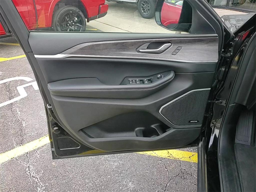 used 2023 Jeep Grand Cherokee L car, priced at $30,655