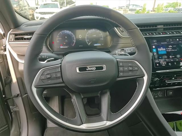 new 2024 Jeep Grand Cherokee car, priced at $40,170