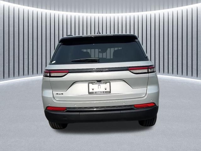 new 2024 Jeep Grand Cherokee car, priced at $40,170