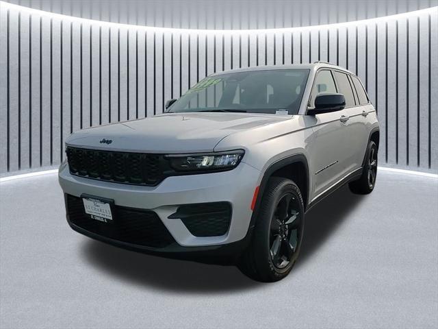 new 2024 Jeep Grand Cherokee car, priced at $40,170