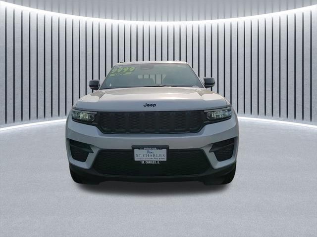 new 2024 Jeep Grand Cherokee car, priced at $40,170
