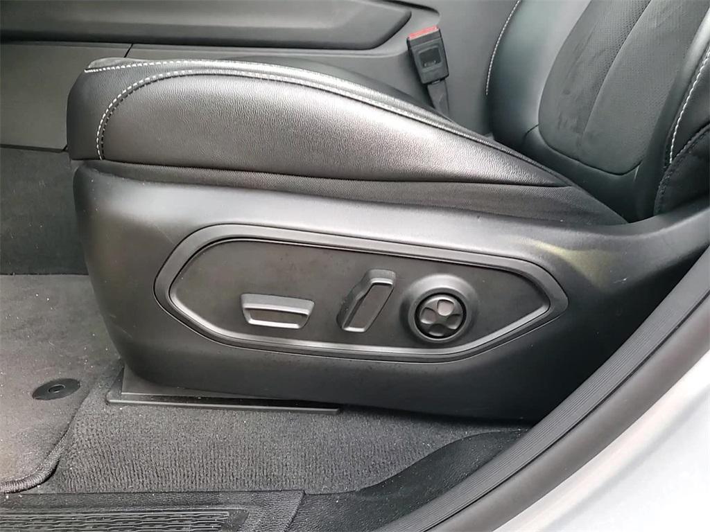 new 2024 Jeep Grand Cherokee car, priced at $39,170