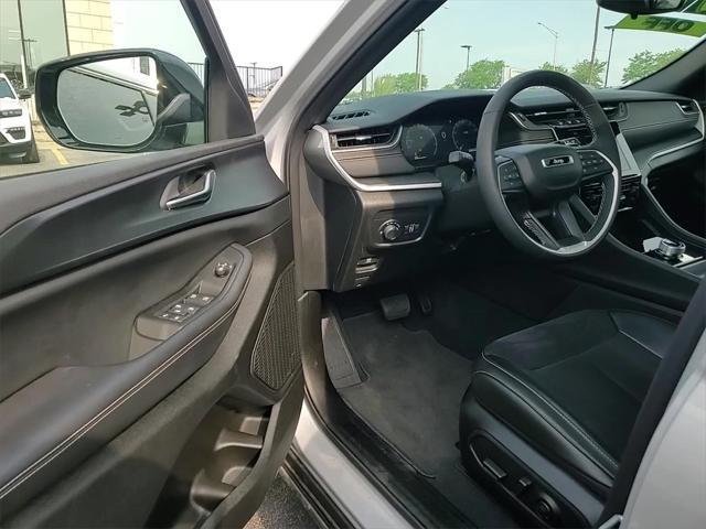new 2024 Jeep Grand Cherokee car, priced at $40,170