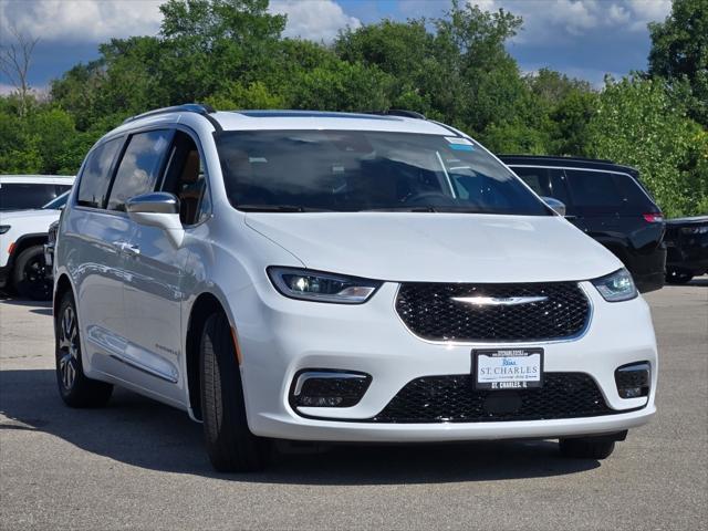 new 2024 Chrysler Pacifica car, priced at $50,190