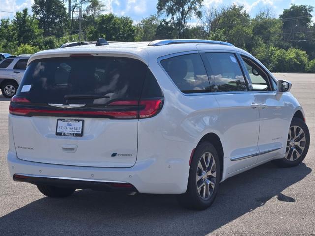 new 2024 Chrysler Pacifica car, priced at $50,190