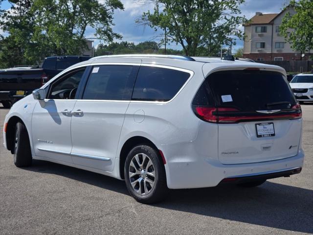 new 2024 Chrysler Pacifica car, priced at $50,190