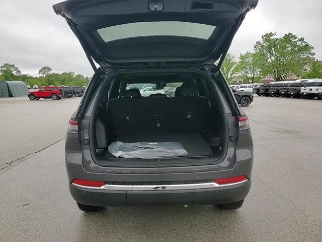 new 2025 Jeep Grand Cherokee car, priced at $44,260