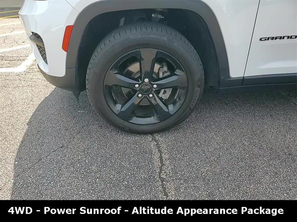 used 2023 Jeep Grand Cherokee car, priced at $22,903