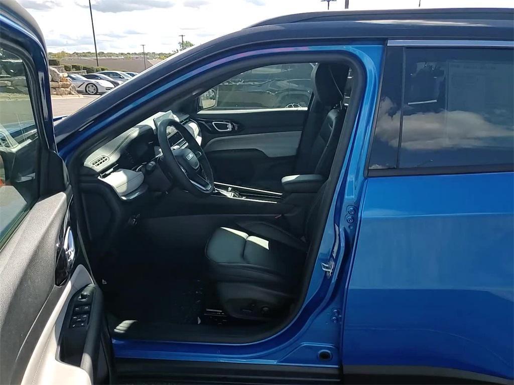 new 2026 Jeep Compass car, priced at $32,229