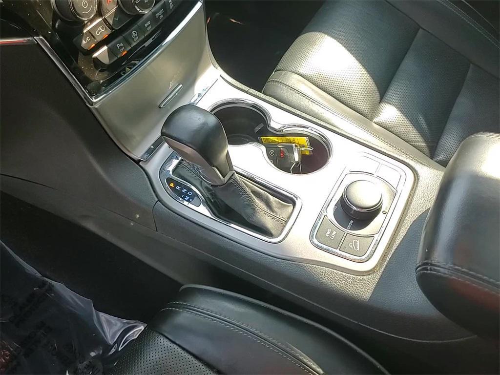 used 2020 Jeep Grand Cherokee car, priced at $23,349
