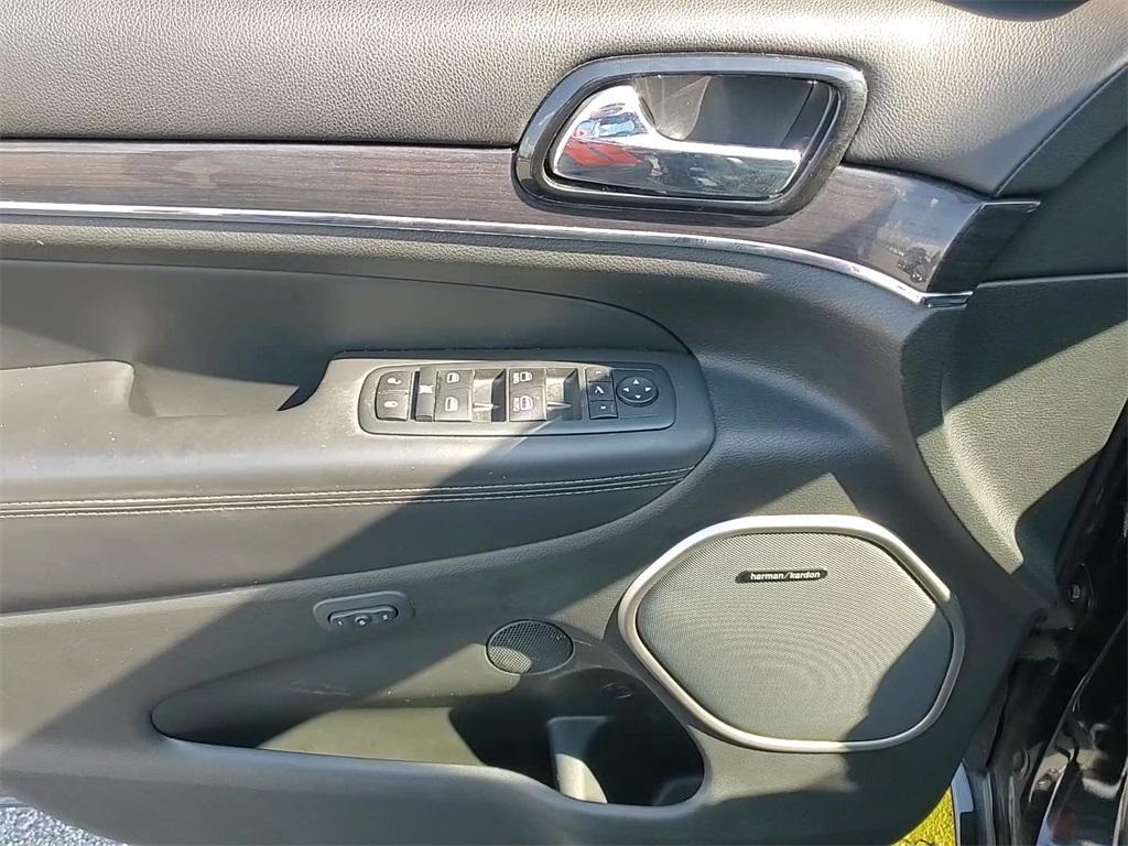 used 2020 Jeep Grand Cherokee car, priced at $23,349