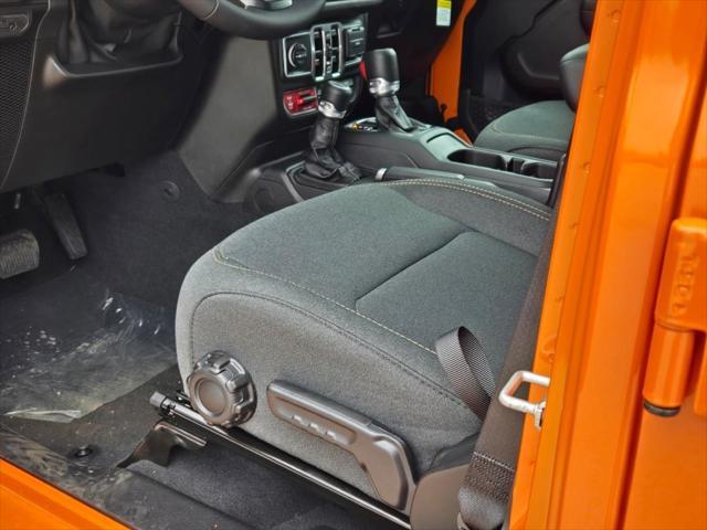 new 2025 Jeep Wrangler car, priced at $52,170