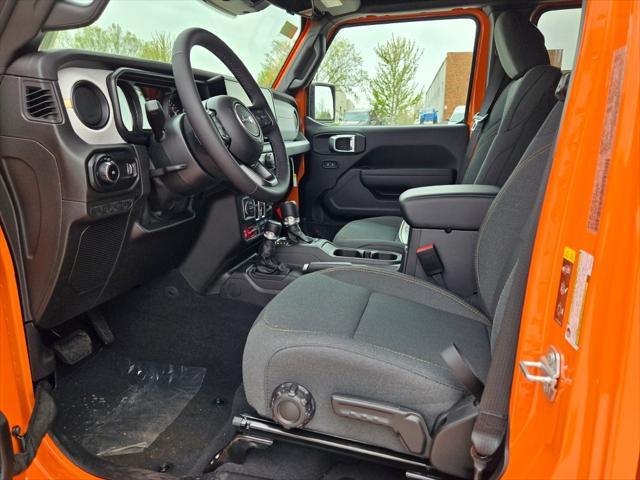 new 2025 Jeep Wrangler car, priced at $52,170