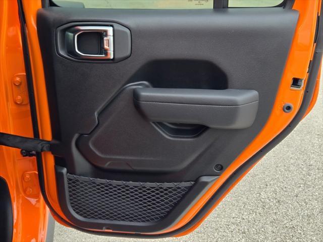 new 2025 Jeep Wrangler car, priced at $52,170