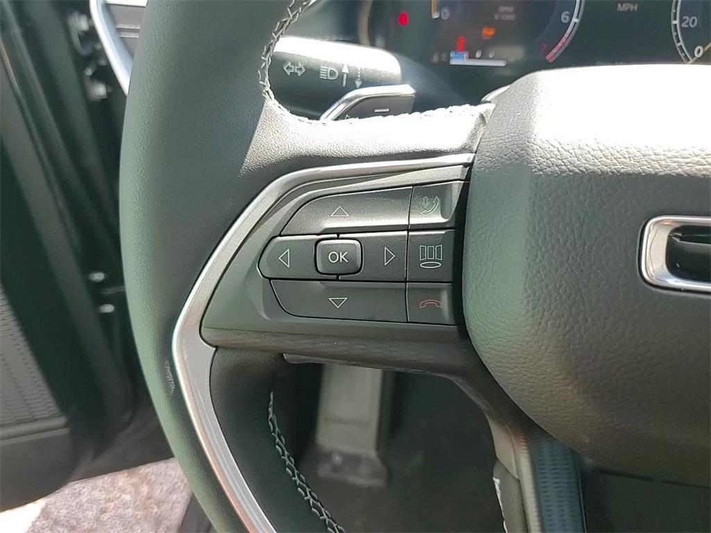 new 2025 Jeep Grand Cherokee L car, priced at $40,252