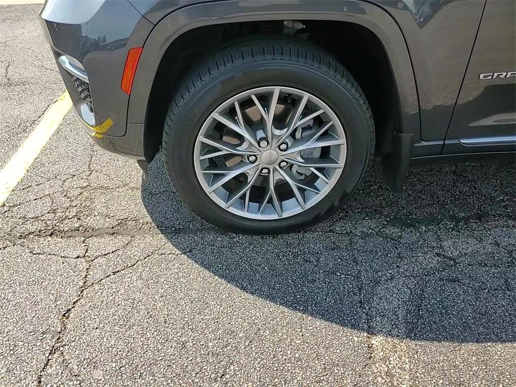 used 2022 Jeep Grand Cherokee 4xe car, priced at $39,995