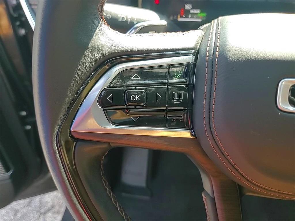 used 2022 Jeep Grand Cherokee 4xe car, priced at $39,995