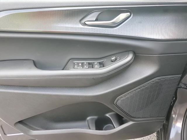 new 2025 Jeep Grand Cherokee car, priced at $38,420