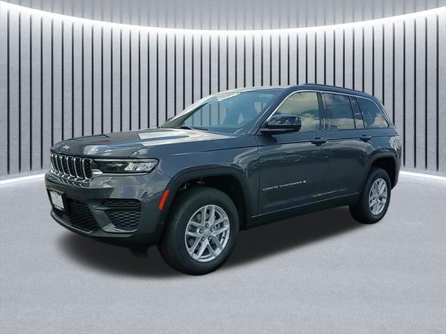 new 2025 Jeep Grand Cherokee car, priced at $38,420