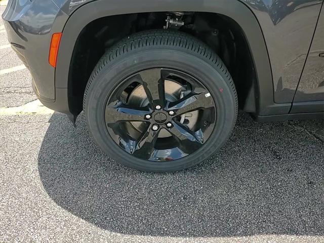 new 2025 Jeep Grand Cherokee L car, priced at $42,375
