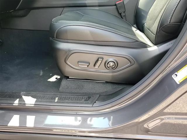 new 2025 Jeep Grand Cherokee L car, priced at $42,375