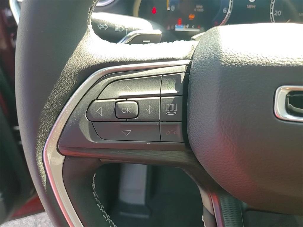 new 2025 Jeep Grand Cherokee car, priced at $38,386