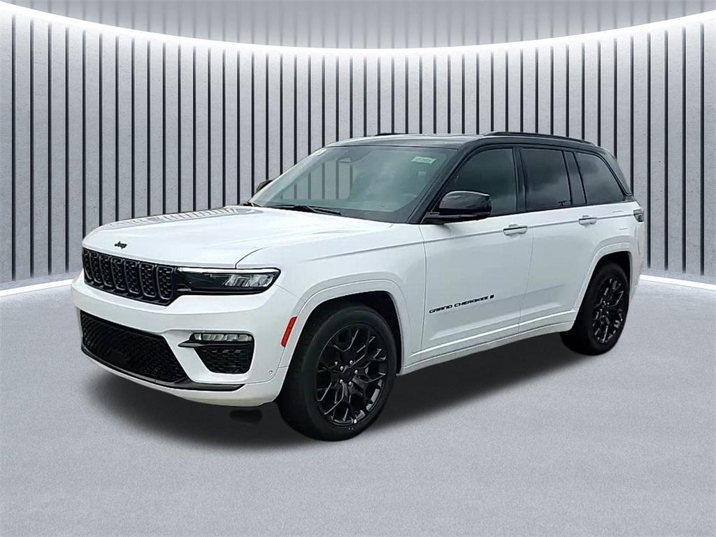 new 2025 Jeep Grand Cherokee car, priced at $60,278