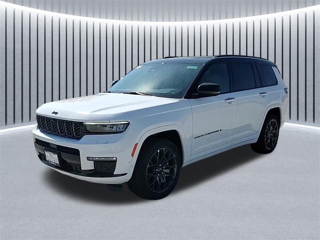 new 2025 Jeep Grand Cherokee L car, priced at $62,969