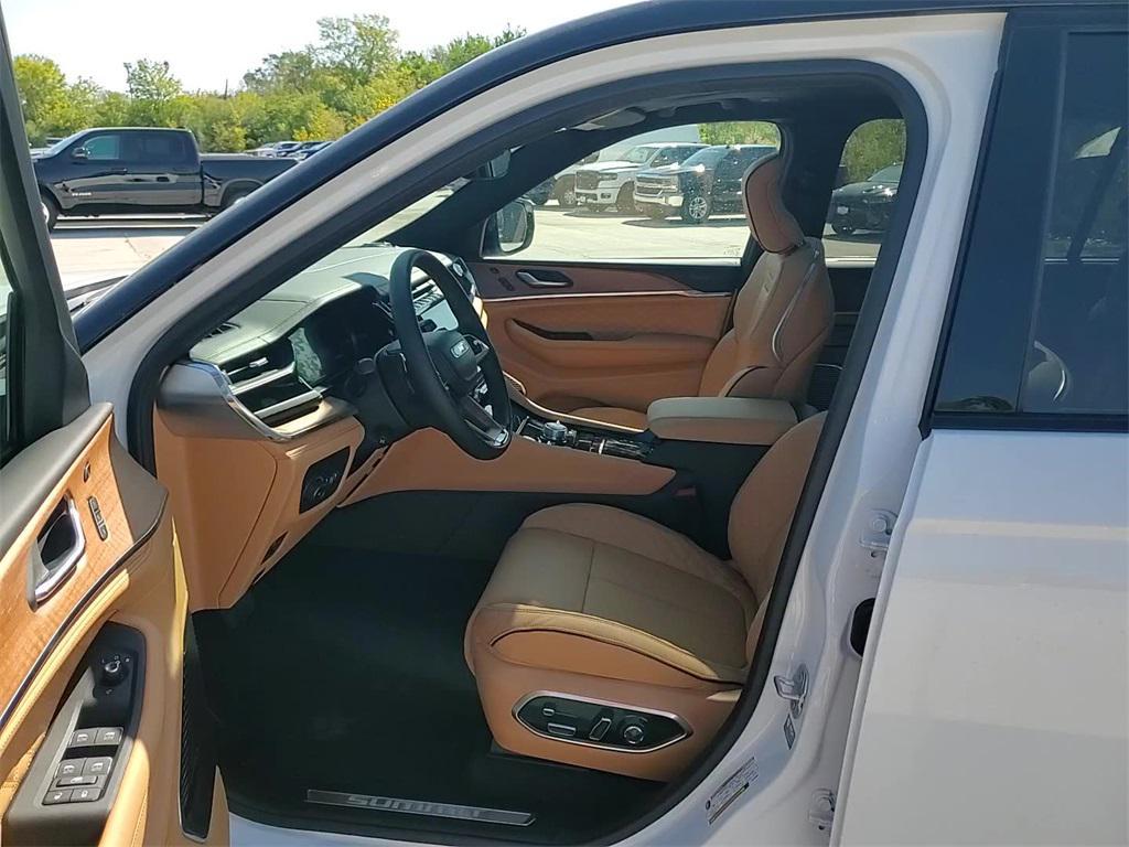 new 2025 Jeep Grand Cherokee L car, priced at $62,969