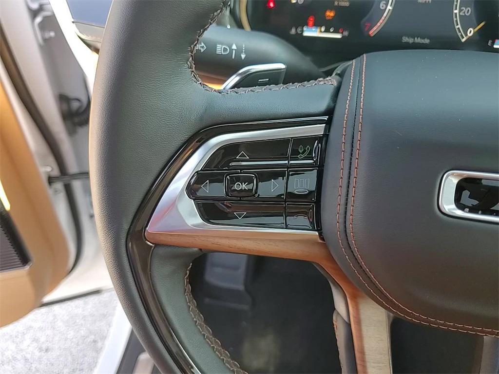 new 2025 Jeep Grand Cherokee L car, priced at $62,969