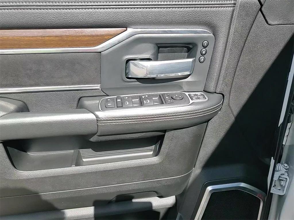 used 2022 GMC Sierra 1500 car, priced at $39,895