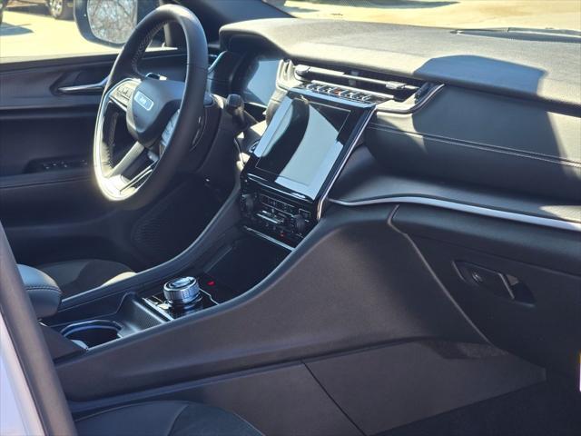 new 2025 Jeep Grand Cherokee L car, priced at $43,280