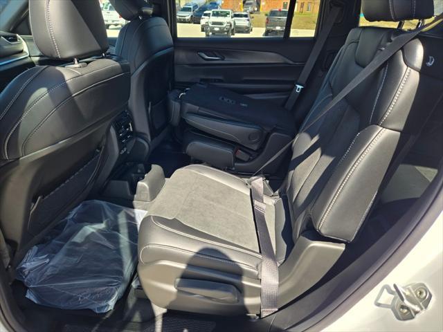 new 2025 Jeep Grand Cherokee L car, priced at $43,280