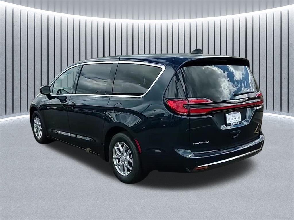 new 2025 Chrysler Pacifica car, priced at $36,098