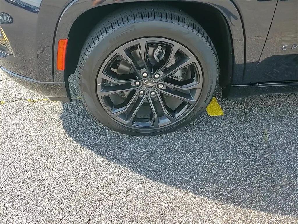 new 2024 Jeep Grand Wagoneer L car, priced at $96,350