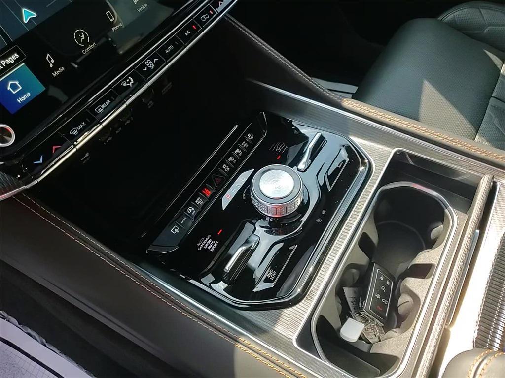 new 2024 Jeep Grand Wagoneer L car, priced at $96,350