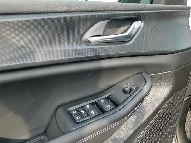 new 2025 Jeep Grand Cherokee L car, priced at $40,435