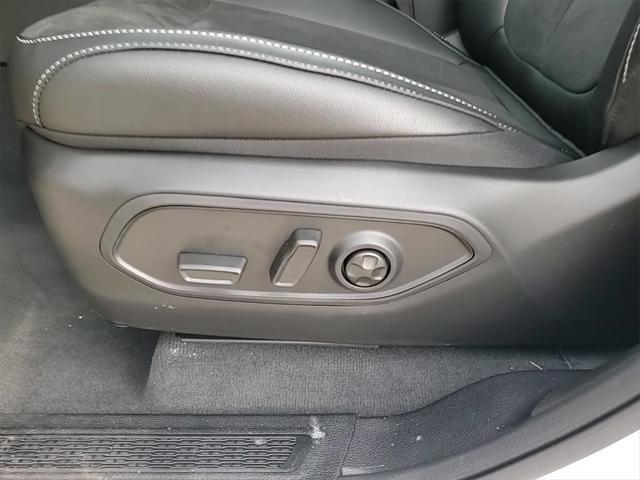 new 2025 Jeep Grand Cherokee L car, priced at $40,435