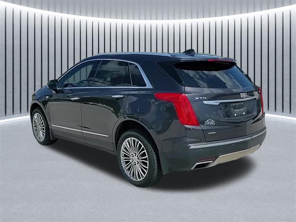 used 2017 Cadillac XT5 car, priced at $19,294