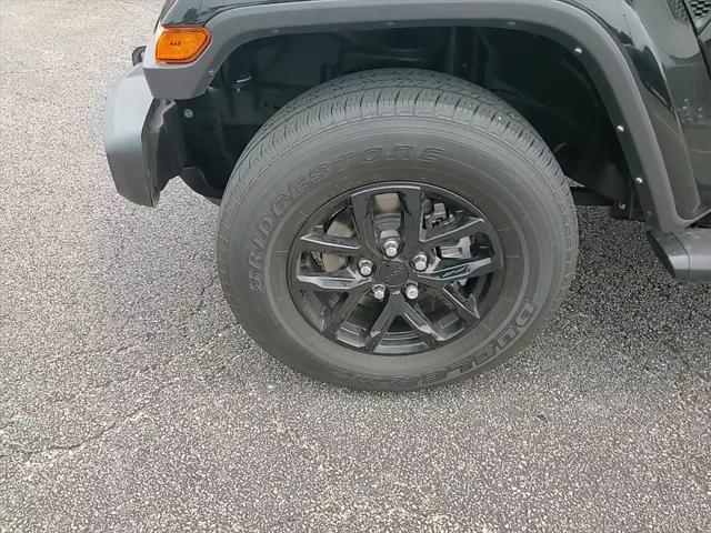 used 2022 Jeep Gladiator car, priced at $31,975