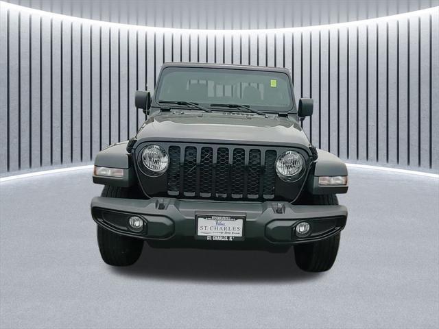 used 2022 Jeep Gladiator car, priced at $31,975