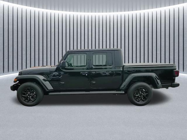 used 2022 Jeep Gladiator car, priced at $31,975