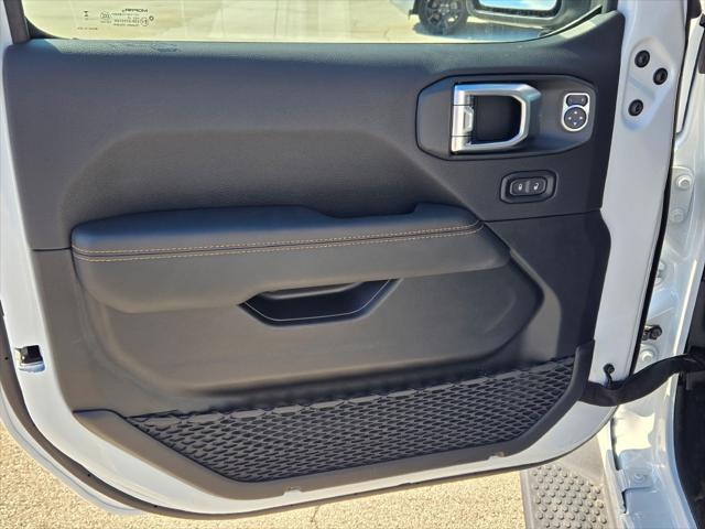 new 2025 Jeep Wrangler car, priced at $50,115