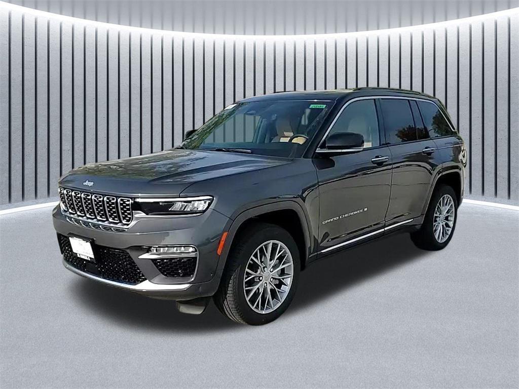 new 2025 Jeep Grand Cherokee car, priced at $52,785