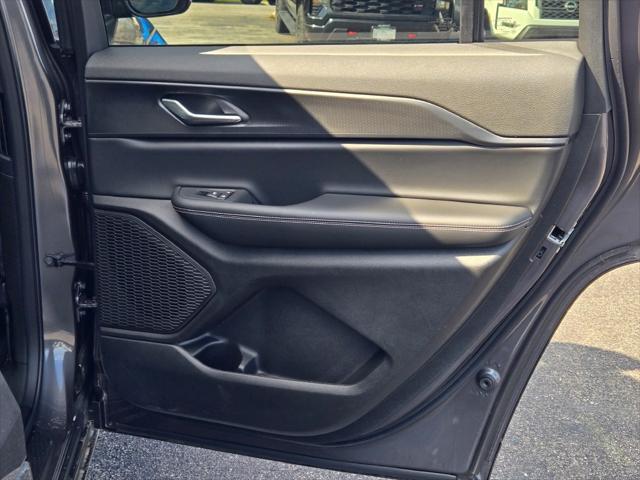 new 2025 Jeep Grand Cherokee L car, priced at $42,030