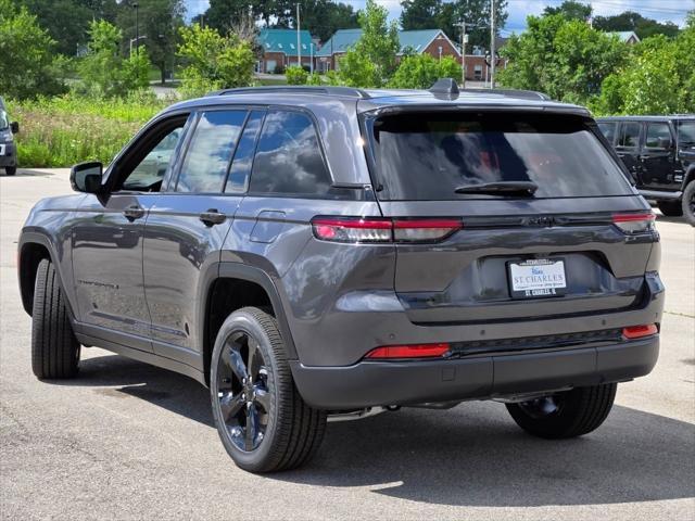 new 2024 Jeep Grand Cherokee car, priced at $40,175