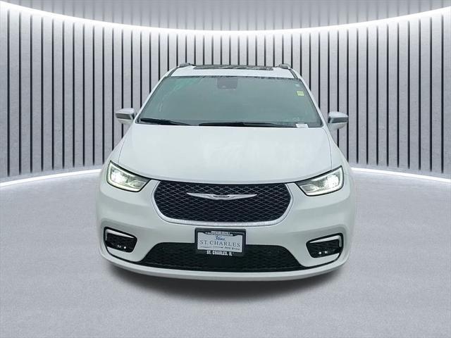 new 2024 Chrysler Pacifica car, priced at $49,190