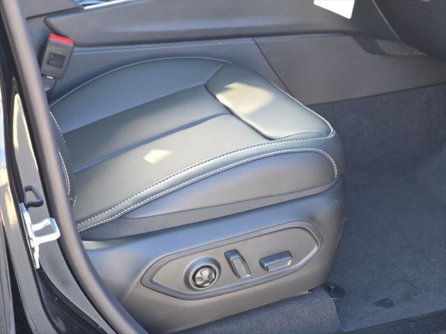 new 2025 Jeep Grand Cherokee car, priced at $50,047